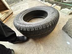 Продам шины в идеальном состоянии размер R18 2шт 