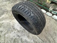 Продам шины в идеальном состоянии размер R18 2шт 