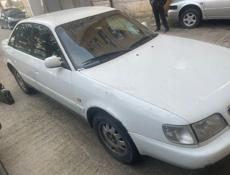 Ауди 100 