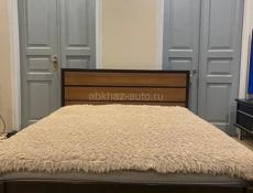 Кровать с матрасом / двуспальная кровать и матрас