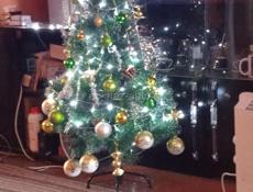 ПРОДАМ ЁЛКИ  В ПОДАРОК ГЕРЛЯДАМИ!! 