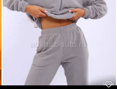 В наличии женская одежда 