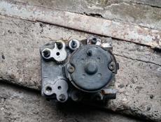 Продам запчасти на 210 мерседес 