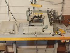 Промышленная швейная машинка 