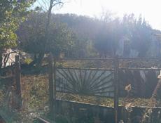 УЧАСТОК БАГМАРАН С ВЕТХИМ СТРОЕНИЕМ