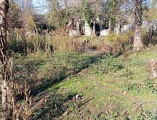 УЧАСТОК БАГМАРАН С ВЕТХИМ СТРОЕНИЕМ