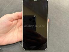 Айфон 12.