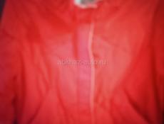 ПРОДАМ КУРТКИ ПЛАЩИ  !! 