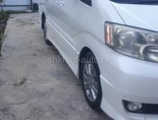Toyota Alphard