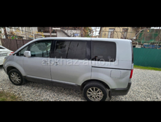 Делика 2007 год полное каплектация 2.4 полный привод есть блокировка в хорошем состоянии 550 т небольшой торг 3 люка , есть дела по ходовой