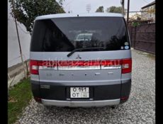 Делика 2007 год полное каплектация 2.4 полный привод есть блокировка в хорошем состоянии 550 т небольшой торг 3 люка , есть дела по ходовой