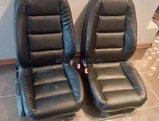 Комплект сидений искожа на Ауди А-4
