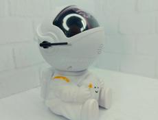 Мини проэктор космонавт