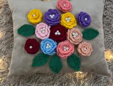 Декоративная подушка из бархата