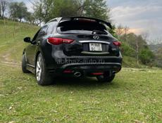 Infiniti FX