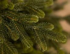 Искусственная ёлка 