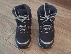 Детские фирменные ботиночки Reima