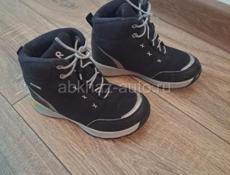 Детские фирменные ботиночки Reima