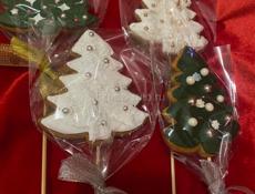 Подарочные наборы из шоколада и пряники имбирные