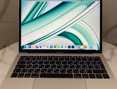 MacBook  Pro💻 2017