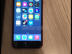 Продаю Айфон 8