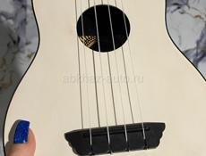 продам укулеле 