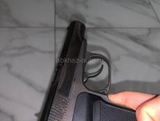 Пистолет поем