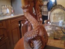 Продая  дракона из дерево  ручная работа