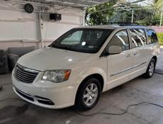 Chrysler Town & Country