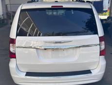 Chrysler Town & Country