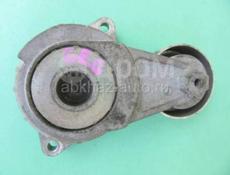 Натяжитель ремня 