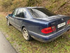 Mercedes-Benz E-Класс