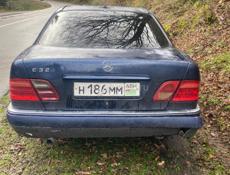 Mercedes-Benz E-Класс