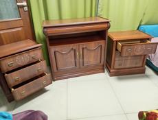 Продам спальный гарнитур 