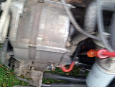 Стартер генератор на гидравлика насос радиатор ещё есть другие запчасти