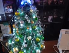 ПРОДАМ ЁЛКИ В ПОДАРОК ГЕРЛЯДАМИ  !! 