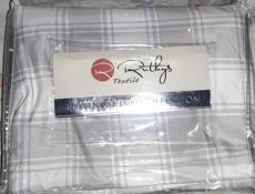 Простынь и наволочки.