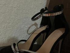 Продаю каблуки!!!