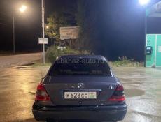 Mercedes-Benz C-Класс