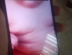 Продам телефон Vivo v33s срочно экран чють розбитый но работает хорошо за 4500т