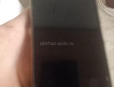 Продам телефон Vivo v33s срочно экран чють розбитый но работает хорошо за 4500т