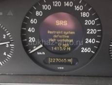 Mercedes-Benz 200-Series