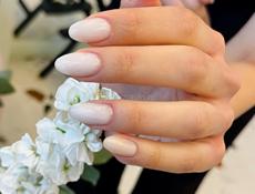 Наращивание ногтей 