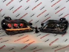 Фары на Toyota mark X