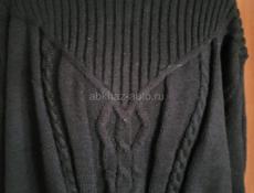 Свитер черный. Новый