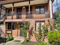 Продаются два дома.