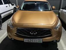 Infiniti FX