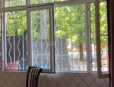 У магазина "Волна"