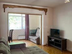 У магазина "Волна"