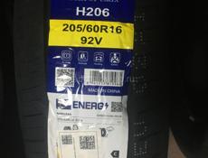 205/60R16